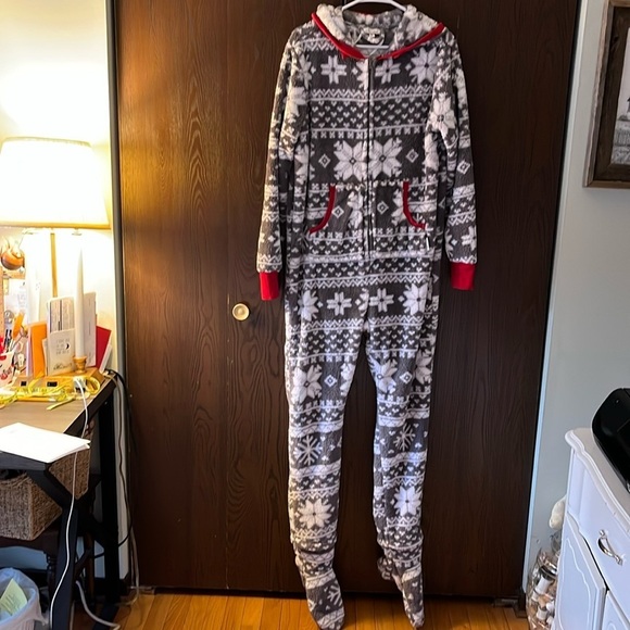 Hoodie Footie women’s fleece gray and white hooded pajamas. Size Medium. - Picture 1 of 11